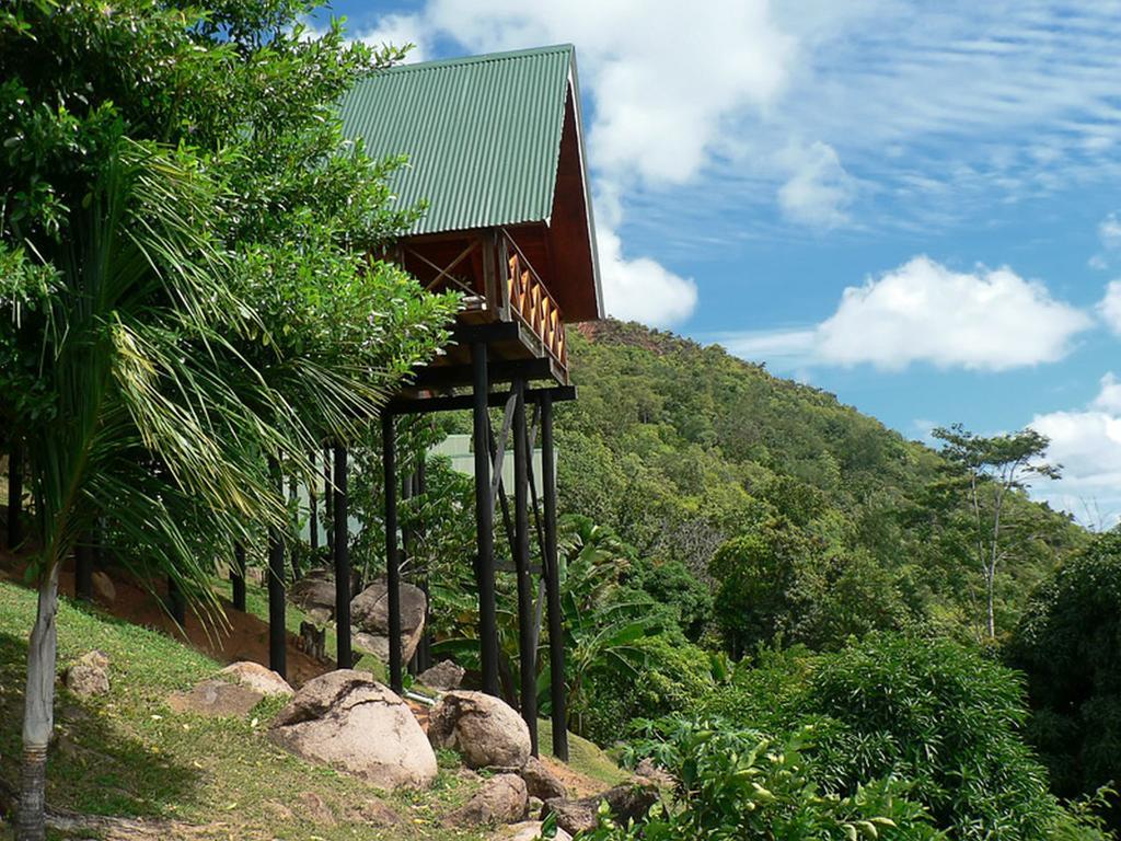 Mango Lodge Anse Volbert Village Oda fotoğraf